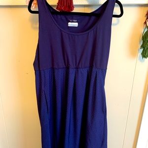 3 Columbia Omni shade dresses